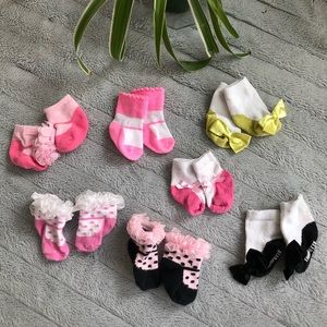 🌟FREE socks with every kids purchase🌟